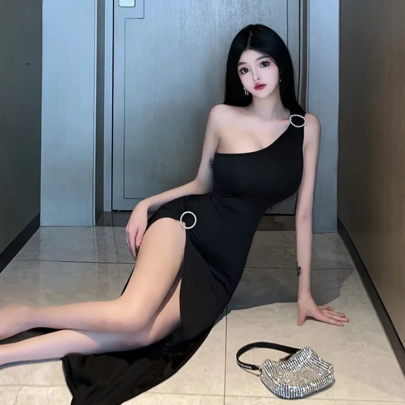 2025 Fashion New Summer Sexy Sling Party Dress Pearl decoration Long Ladies Dresses Evening Dresses Female Clothing