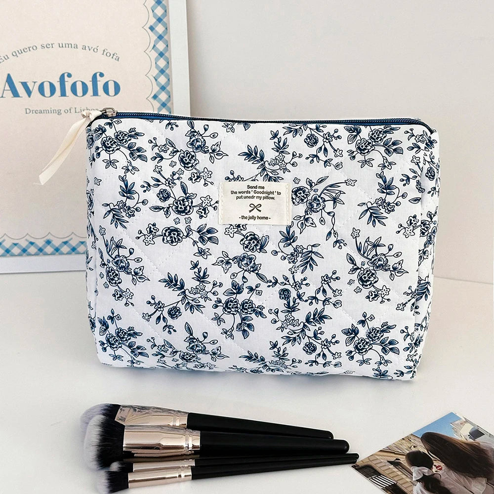 Ladies Quilted Makeup Clutch Bag Large Pouch Travel Cosmetic Organizer Toiletries Cosmetics Makeup Clutch Bag Luxury Women Bags