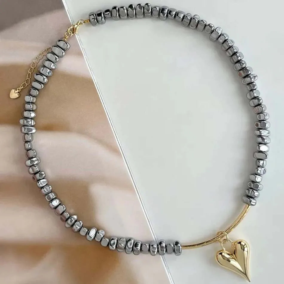 Boho Heart Pendant Necklace 2025 Simple Imitation Pearl Round Bead Irregular String Style Girl Fashion Charm Jewelry