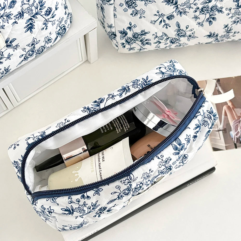 Ladies Quilted Makeup Clutch Bag Large Pouch Travel Cosmetic Organizer Toiletries Cosmetics Makeup Clutch Bag Luxury Women Bags