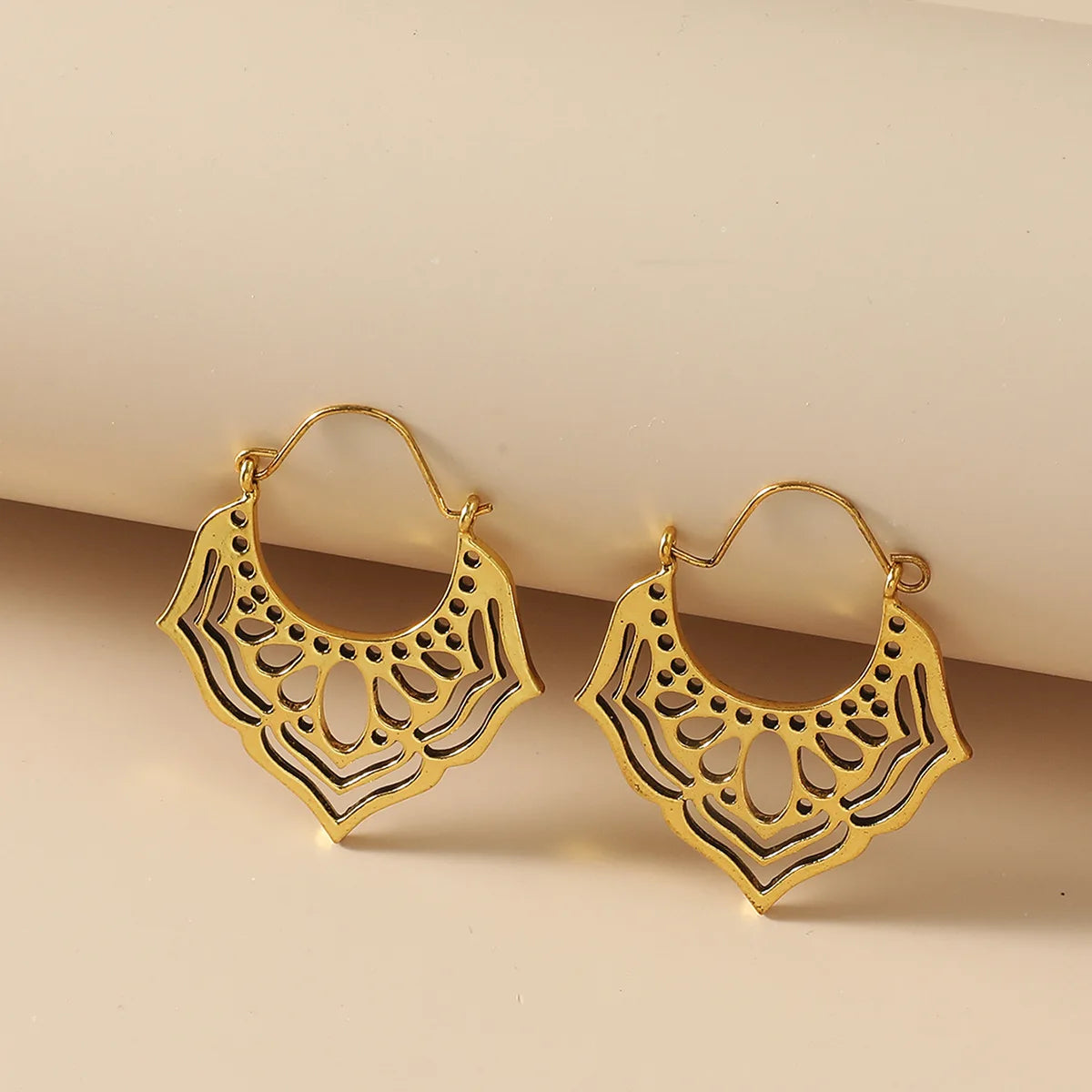 Vintage Hollow Earrings Ancient Geometric Drop Earrings For Women Earing Jewelry Irregular Pattern Earings CF2