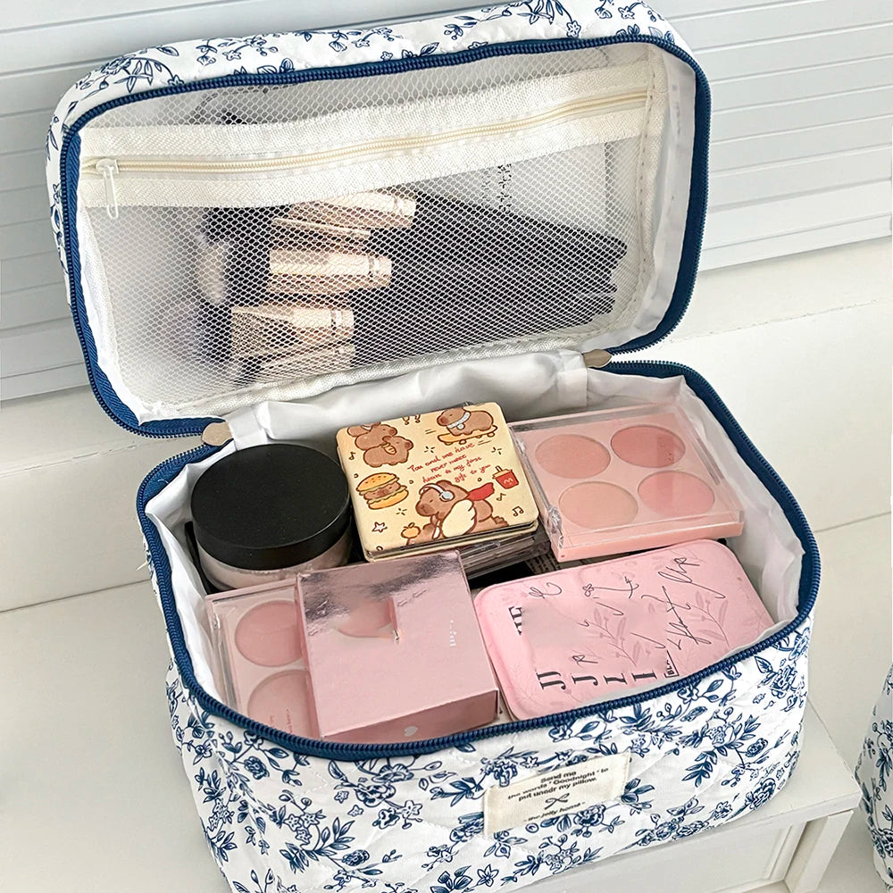 Ladies Quilted Makeup Clutch Bag Large Pouch Travel Cosmetic Organizer Toiletries Cosmetics Makeup Clutch Bag Luxury Women Bags